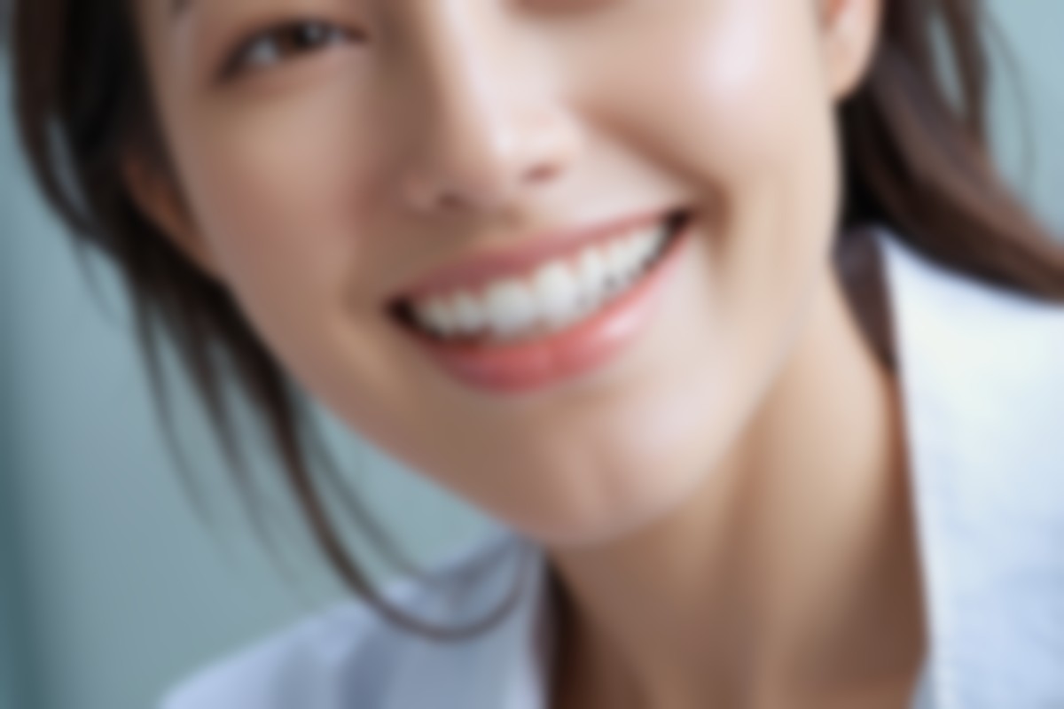 2023年牙齿美白方法及价格表，冷光美白与瓷贴面费用一览